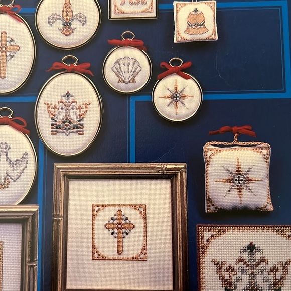 Christian Symbols Count Cross Stitch Patterns - Vintage - Book 3 - Picture 4 of 6
